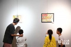 380余幅作品角逐少儿艺术节美术书画作品展
